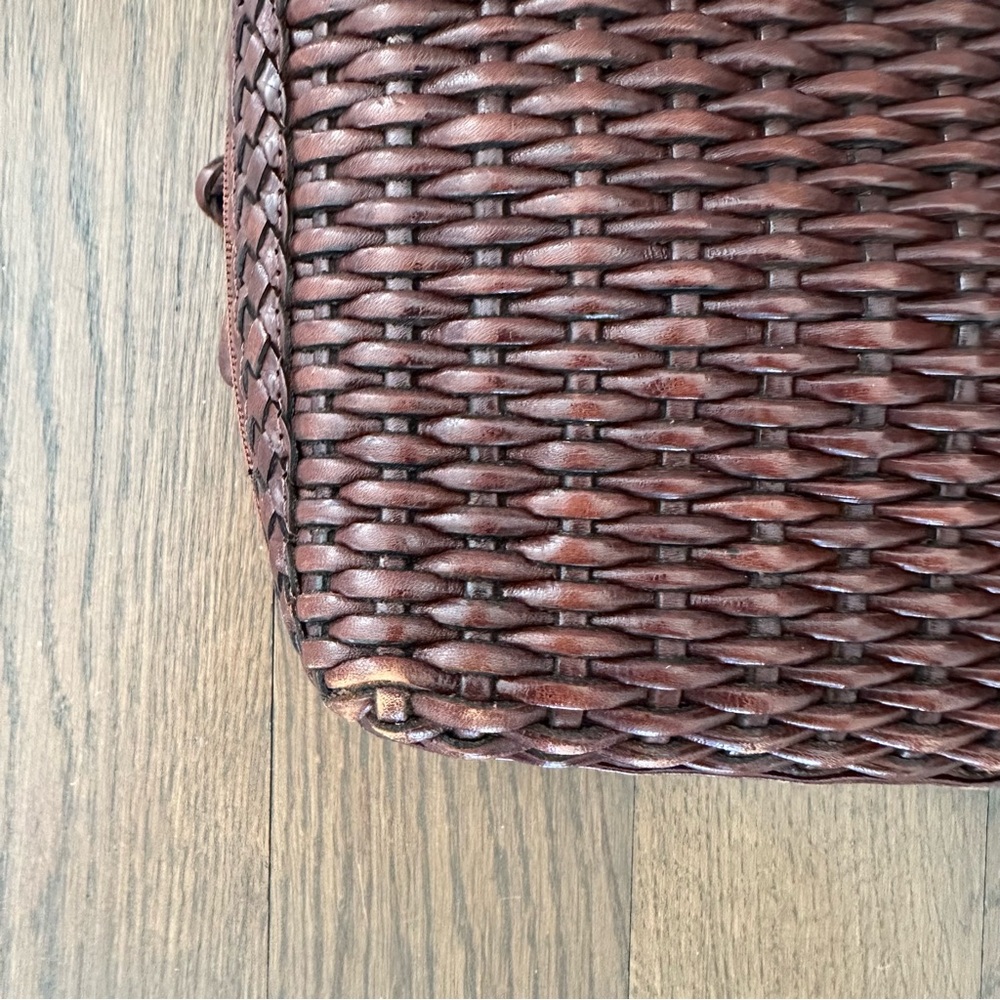 Vintage Woven Leather Small Rectangular Crossbody Handbag Brown 10"x7.5"x2.75 - Picture 11 of 11